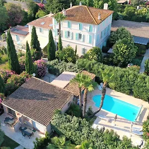 https://domaine-de-laufrene.fr-provencehotel.com